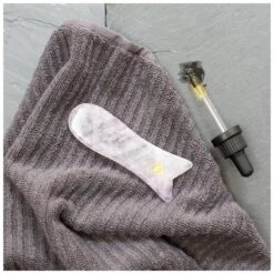 Calmlish Flow Gua Sha Lavender Amethyst -Biotherm Salgsbutik calmlish gua sha beauty tool lavender amethyst 1620731254
