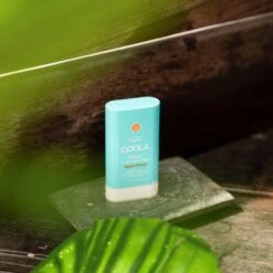 COOLA Classic Sunscreen Stick Tropical Coconut SPF 30 - 17 Gr. -Biotherm Salgsbutik coola classic sunscreen stick tropical coconut spf 30 17 gr 1655191146
