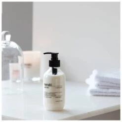 Meraki Hand Lotion Tangled Woods 275 Ml -Biotherm Salgsbutik meraki hand lotion tangled woods 275 ml 1579514856